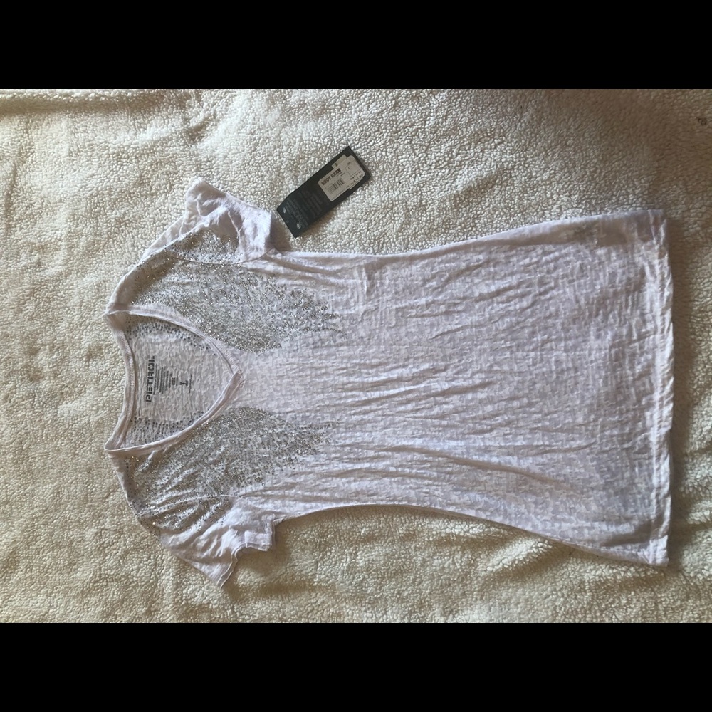 Boot Barn Women’s V neck Tee